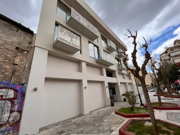 130 m² Commercial Space for Rent in Keramikos, Athens Center