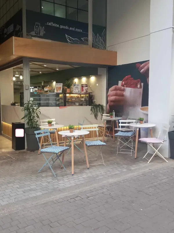 100 m² Commercial Space for Rent in Center Athens, Athens Center