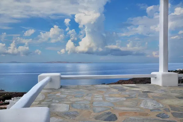 108 m² Three-Bedroom Renovated Villa for Sale in Mykonos, Cyclades — photo 4