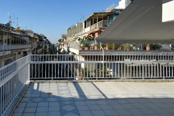 Renovated Two-Bedroom Apartment for Sale in Analipsi - Mpotsari - Nea Paralia, Thessaloniki Center — photo 4