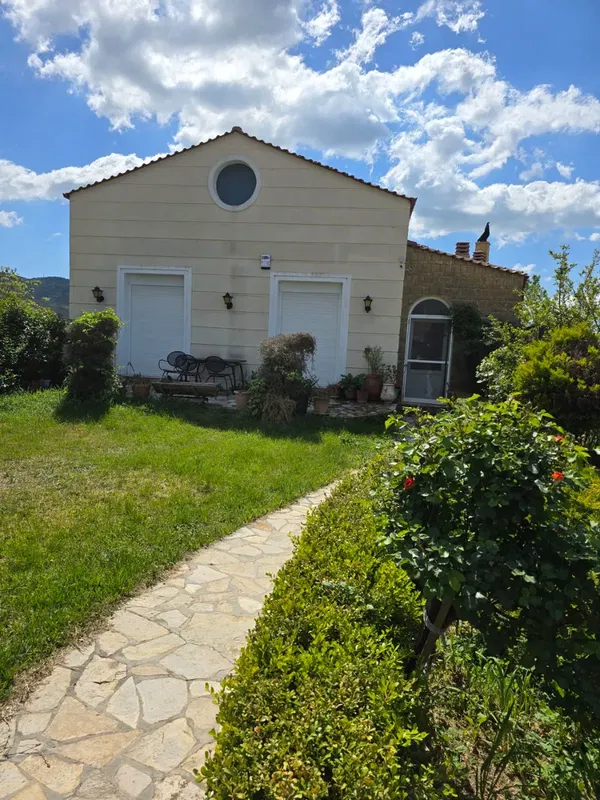 360 m² Four-Bedroom Villa for Sale in Oreokastro-Migdonia, Thessaloniki Western Suburbs — photo 2
