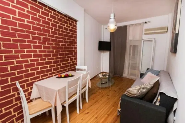 Renovated 50 m² Apartment with One Bedrooms for Sale in Center Thessaloniki, Thessaloniki Center — photo 2