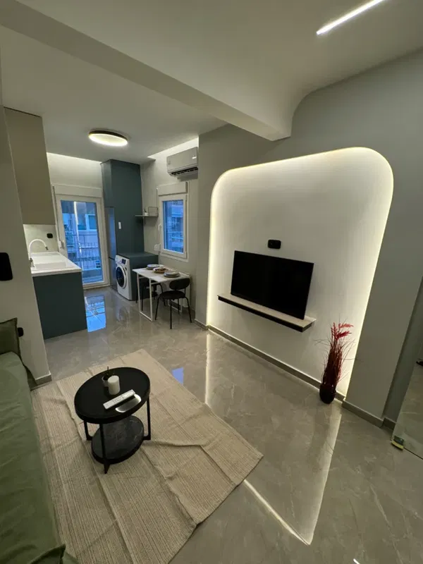 95 m² Renovated Two-Bedroom Apartment for Sale in Center Thessaloniki, Thessaloniki Center — photo 3