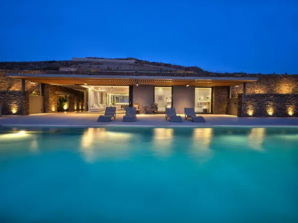 Modern Nine-Bedroom Villa for Sale in Andros, Cyclades — photo 3
