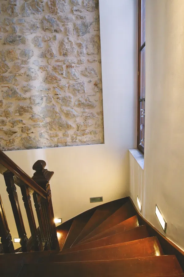 635 m² Renovated Building for Sale in Center Athens, Athens Center — photo 4