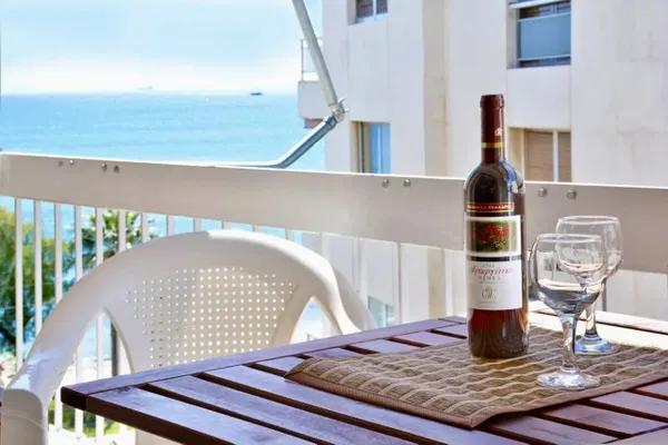 75 m² Two-Bedroom Renovated Apartment for Sale in Palaio Faliro, Athens Southern suburbs — photo 2