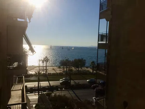 Three-Bedroom Sea View Apartment for Sale in Palaio Faliro, Athens Southern suburbs — photo 3