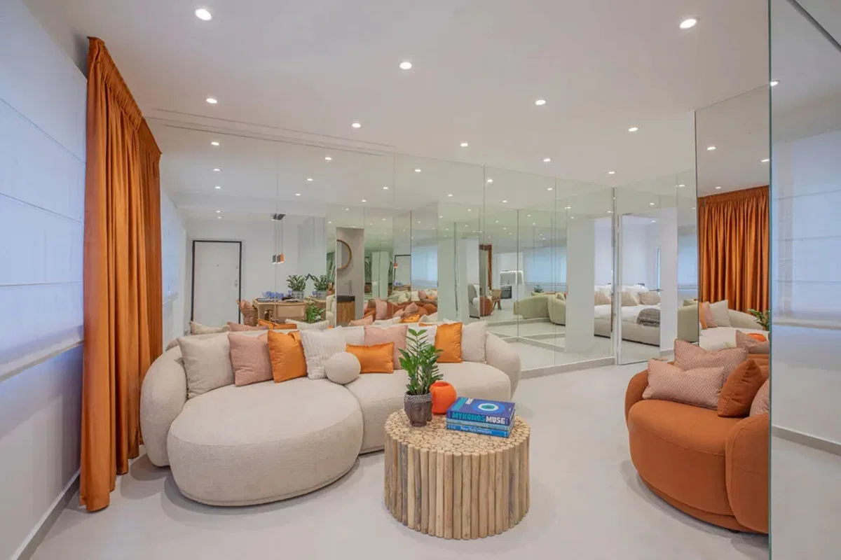 Renovated One-Bedroom Apartment for Sale in Ampelokipoi, Athens Center with Air conditioning