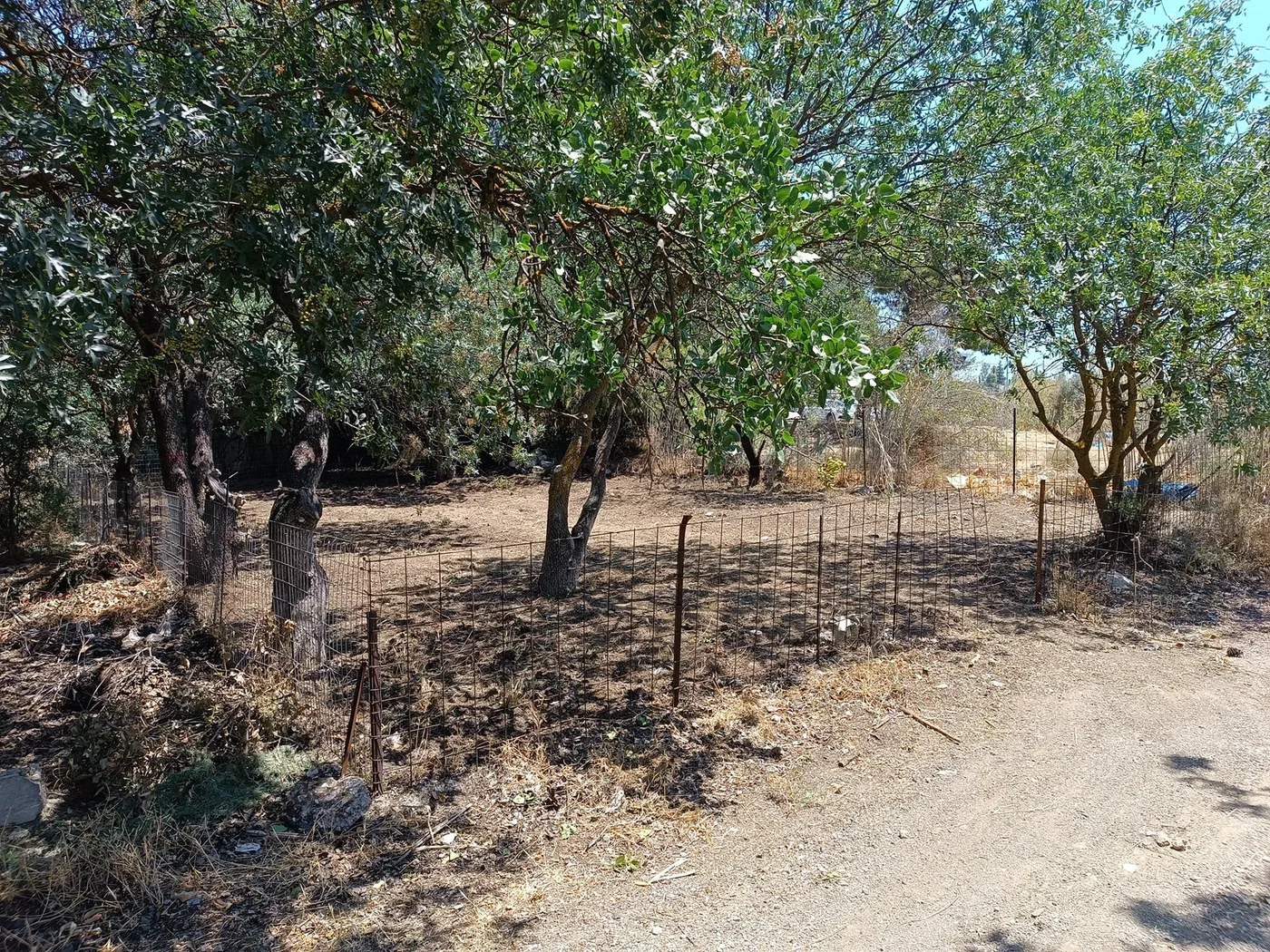 200 m² Plot of Land for Sale in Achlia,Neo Irakleio Athens, Athens Northern suburbs