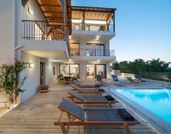 Sea View Four-Bedroom Villa for Sale in Agia Pelagia, Malevizi — photo 3