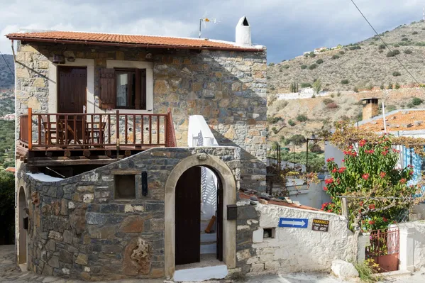 Sea-View Villa for Sale in Elounda, Agios Nikolaos — photo 3