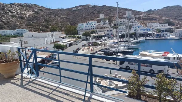 Renovated Seven-Bedroom Apartment for Sale in Ios, Cyclades — photo 3