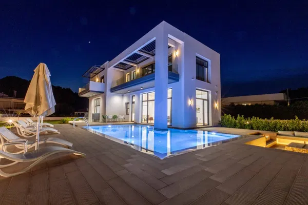 Four-Bedroom Apartment for Sale in Rhodes, Dodecanese Islands — photo 2