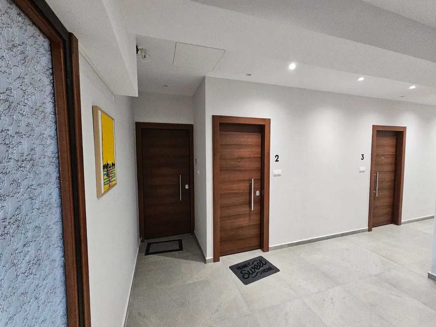 Renovated Ten-Bedroom Apartment for Sale in Charilaou, Thessaloniki Center