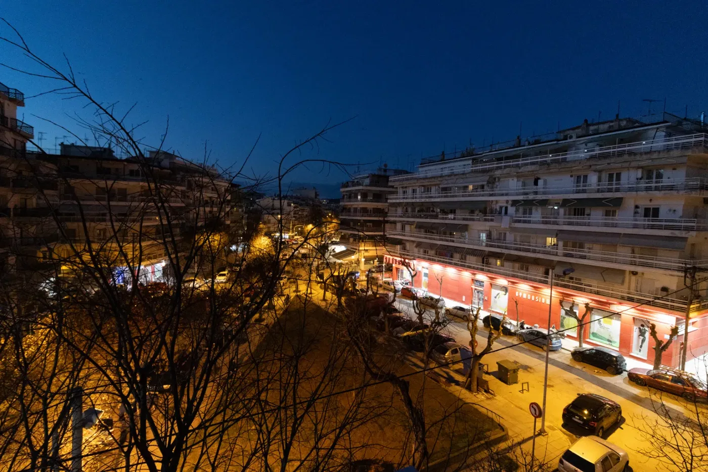 95 m² Renovated Three-Bedroom Apartment for Sale in Analipsi - Mpotsari - Nea Paralia, Thessaloniki Center