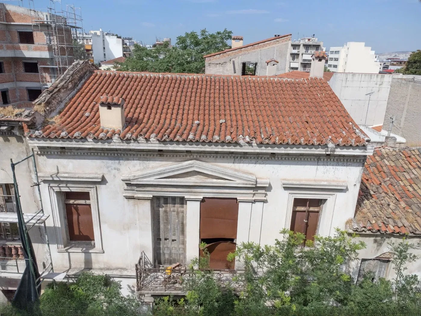 542 m² Building for Sale in Keramikos, Athens Center