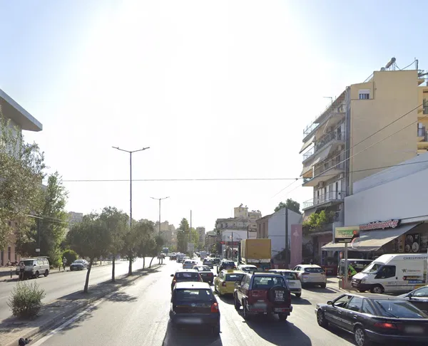 Renovated Building for Sale in Piraeus Kaminia, Piraeus