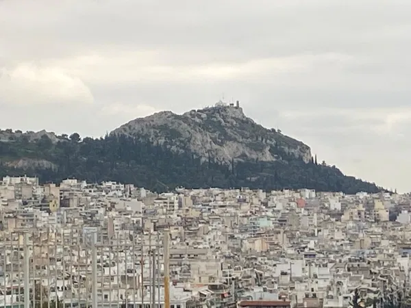 101 m² Three-Bedroom Renovated Apartment for Sale in Kypseli, Athens Center — photo 2