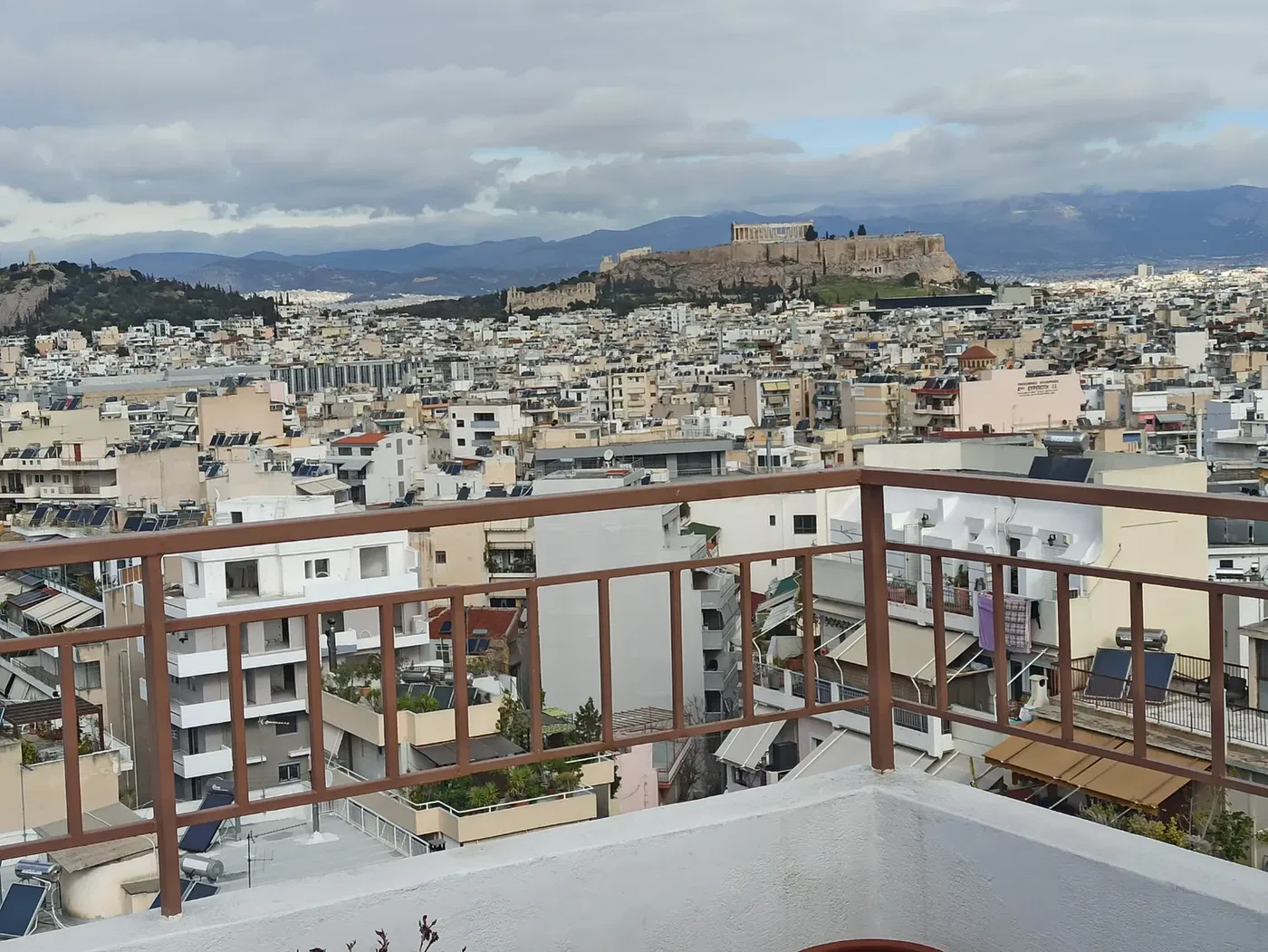 131 m² Apartment with Four Bedrooms for Sale in Neos Kosmos, Athens Center