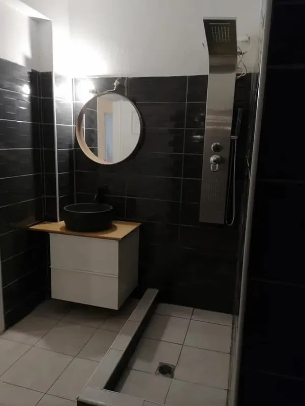 60 m² Renovated One-Bedroom Apartment for Sale in Exarchia - Neapoli, Athens Center — photo 5