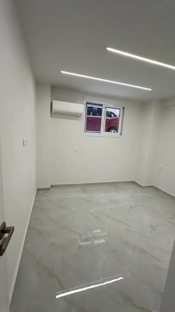 Renovated 30 m² Apartment with One Bedrooms for Sale in Kallithea, Athens Southern suburbs — photo 5