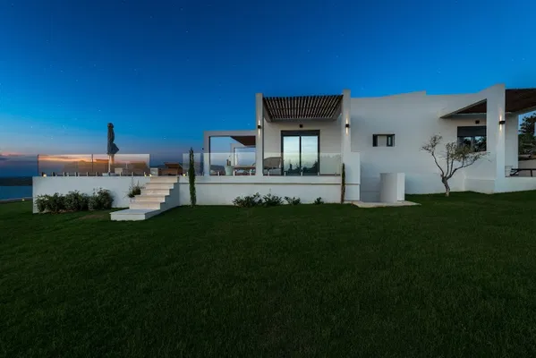 Five-Bedroom Sea-View Villa for Sale in Kalathas, Akrotiri — photo 5