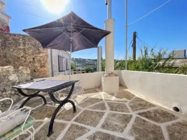 Renovated Two-Bedroom Villa for Sale in Agia Triada Arkadiou, Rethymnon — photo 3