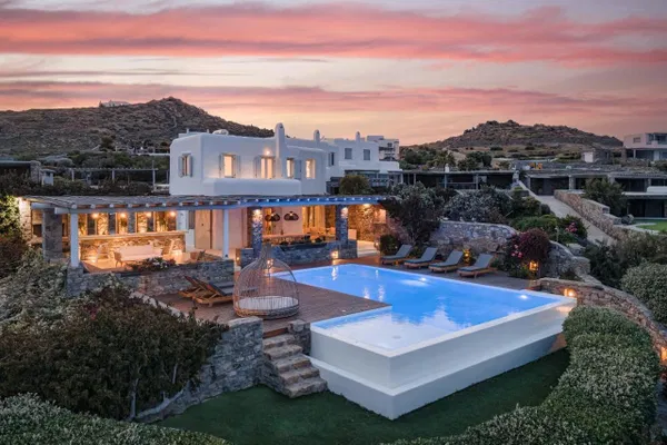 Sea-View 188 m² Villa with Five Bedrooms for Sale in Mykonos, Cyclades