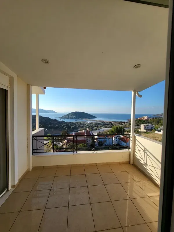 Sea View 550 m² Villa with Five Bedrooms for Sale in Anavyssos, Attica — photo 5