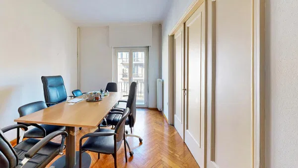 105 m² Apartment with Two Bedrooms for Sale in Center Athens, Athens Center