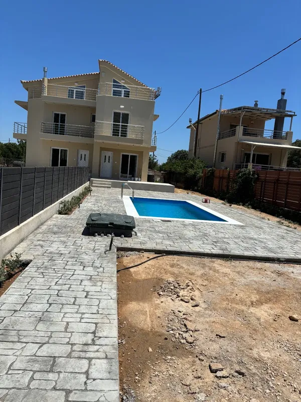 Modern 100 m² Apartment with Three Bedrooms for Sale in Marathonas, Athens Eastern Suburbs — photo 4