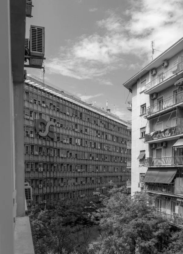 28 m² One-Bedroom Renovated Apartment for Sale in Center Athens, Athens Center — photo 5