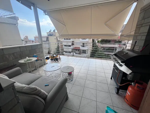 Renovated 108 m² Apartment with Three Bedrooms for Sale in Glyfada, Athens Southern suburbs — photo 2