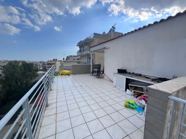 Renovated 108 m² Apartment with Three Bedrooms for Sale in Glyfada, Athens Southern suburbs — photo 4
