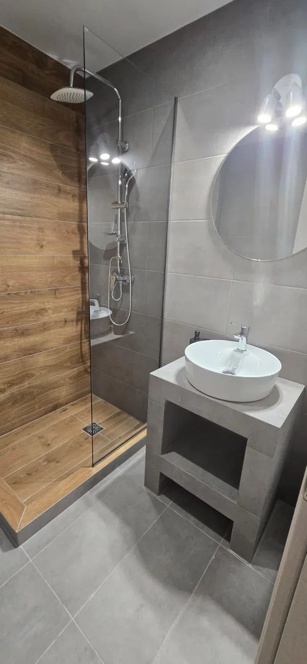 42 m² One-Bedroom Apartment for Sale in Neo Faliro, Piraeus — photo 4