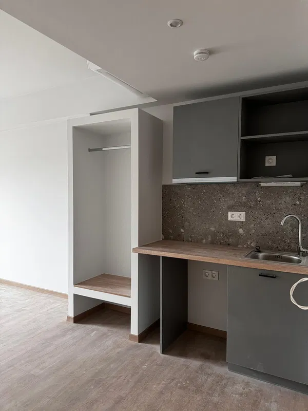 49 m² Apartment with One Bedrooms for Sale in Neo Faliro, Piraeus — photo 3