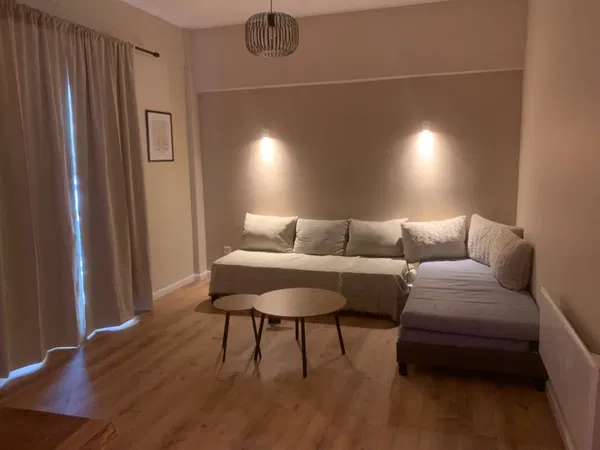 65 m² One-Bedroom Apartment for Sale in Neos Kosmos, Athens Center