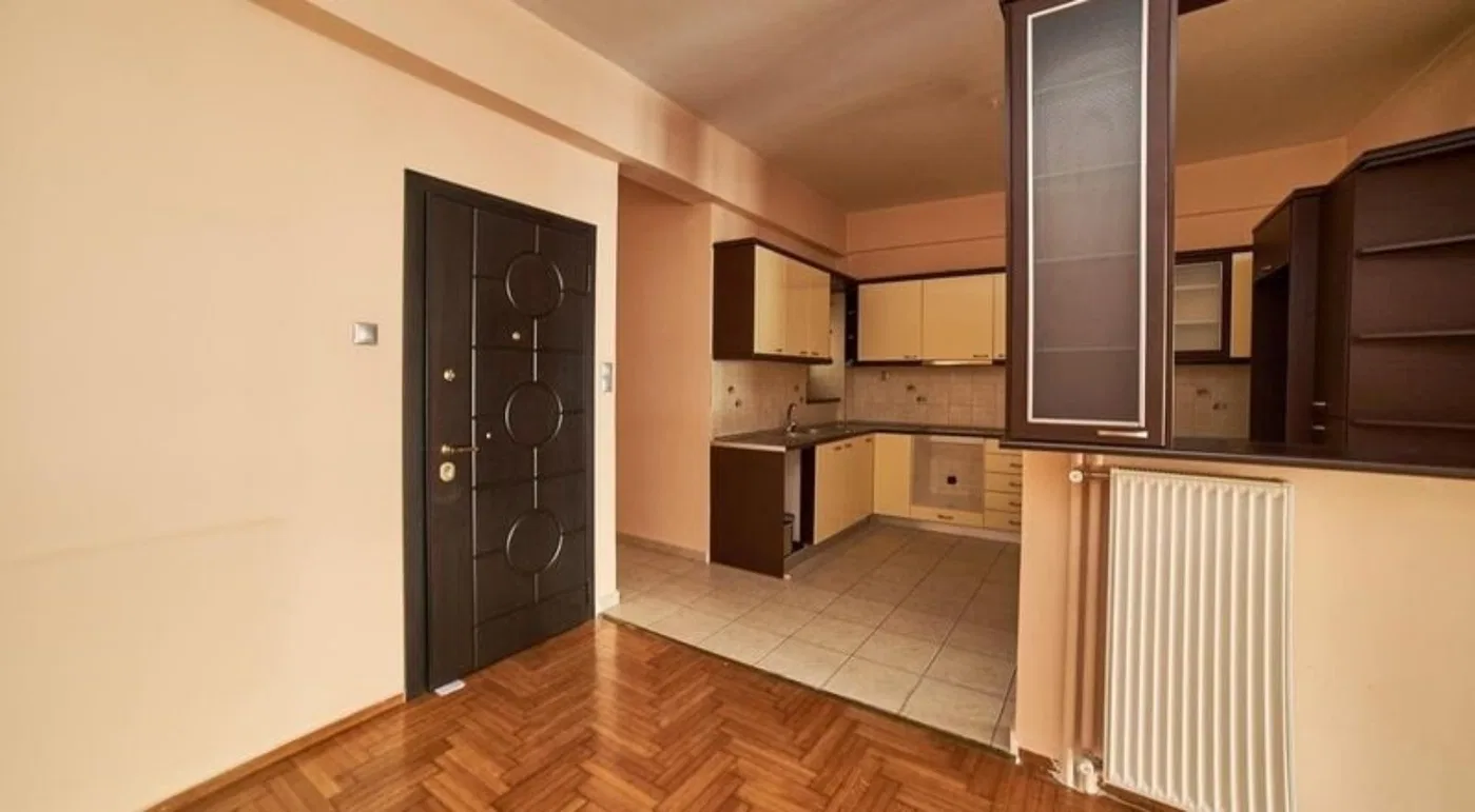 92 m² Two-Bedroom Apartment for Sale in Patisia, Athens Center