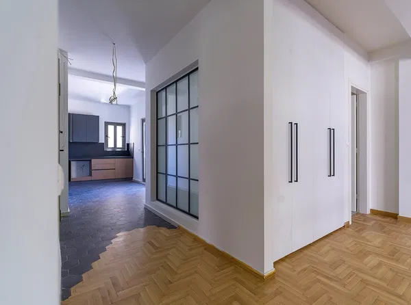92 m² Two-Bedroom Apartment for Sale in Kypseli, Athens Center — photo 3