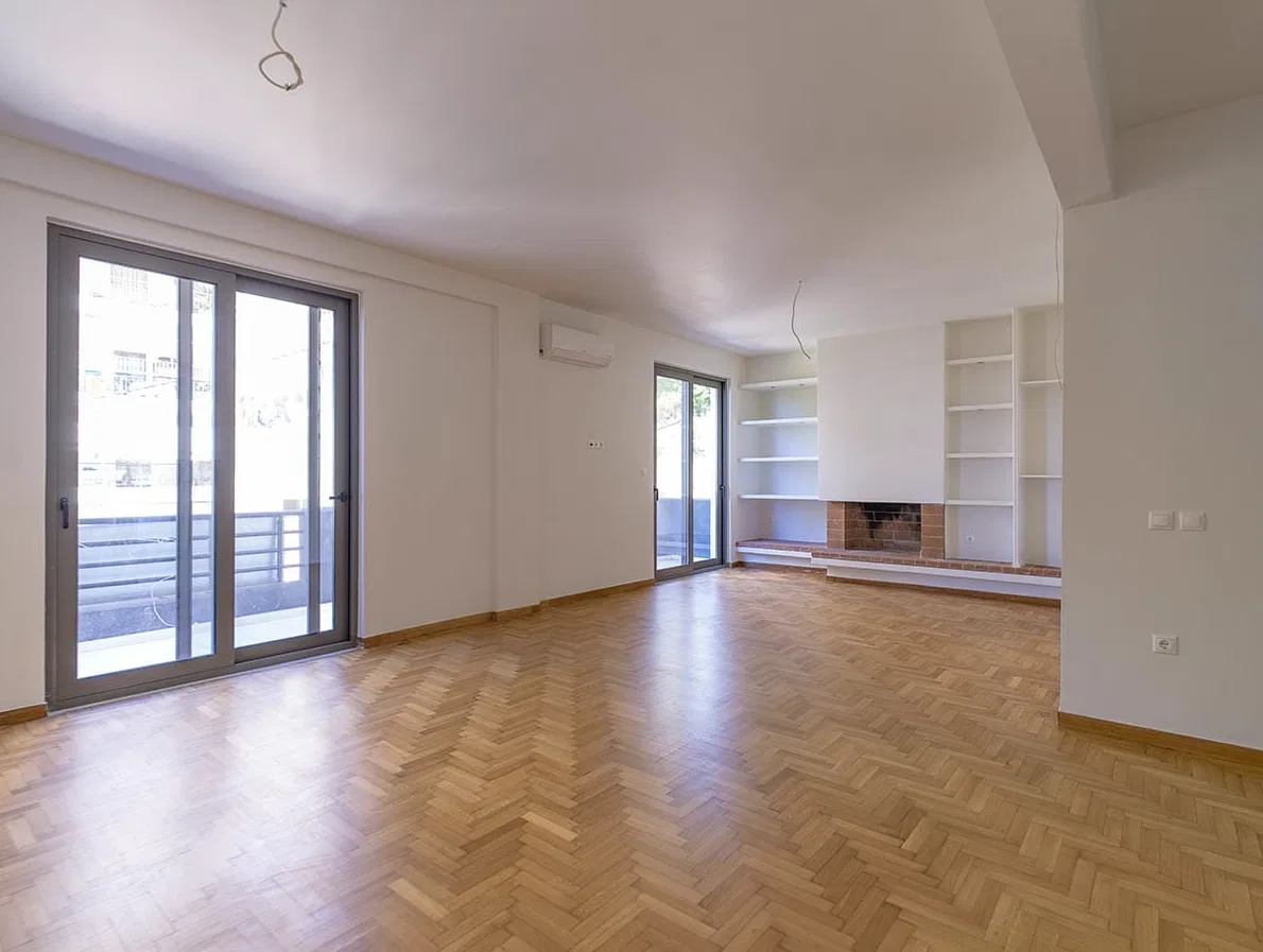 92 m² Two-Bedroom Apartment for Sale in Kypseli, Athens Center