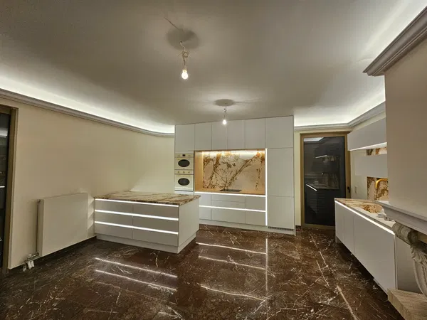 Renovated 125 m² Apartment with Three Bedrooms for Sale in Agia Paraskevi Athens, Athens Northern suburbs — photo 4