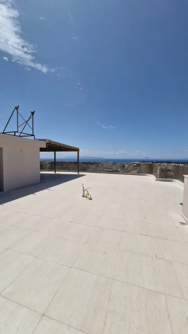 135 m² Sea-View Three-Bedroom Apartment for Sale in Voula, Athens Southern suburbs — photo 4