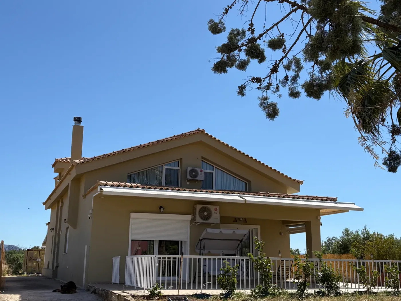 Three-Bedroom Apartment for Sale in Marathonas, Athens Eastern Suburbs