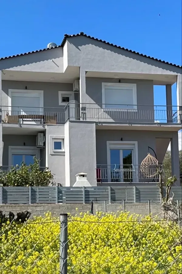 Five-Bedroom Renovated Villa for Sale in Nea Makri, Athens Eastern Suburbs — photo 4