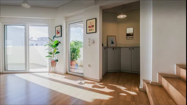 Renovated Three-Bedroom Penthouse for Sale in Neos Kosmos, Athens Center — photo 3