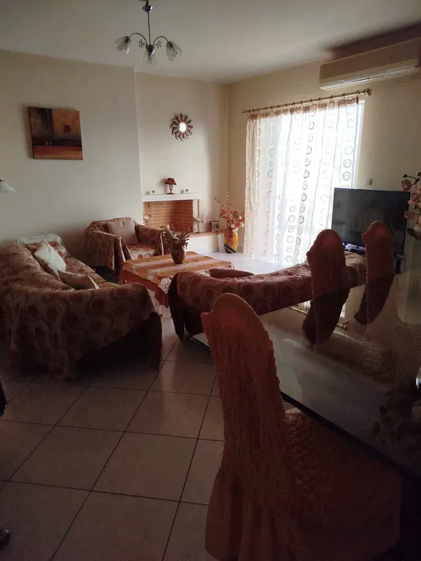 Sea-View Three-Bedroom Apartment for Sale in Tampouria, Piraeus — photo 2