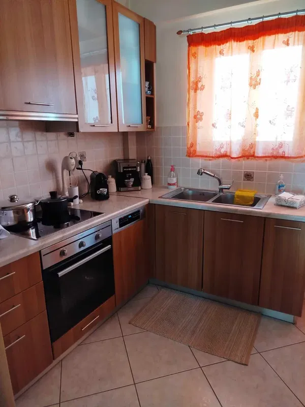 Sea-View Three-Bedroom Apartment for Sale in Tampouria, Piraeus — photo 5