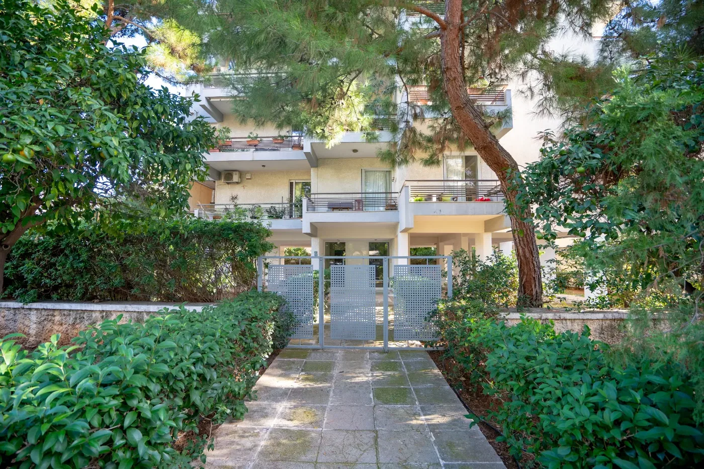 125 m² Renovated Three-Bedroom Apartment for Sale in Glyfada, Athens Southern suburbs