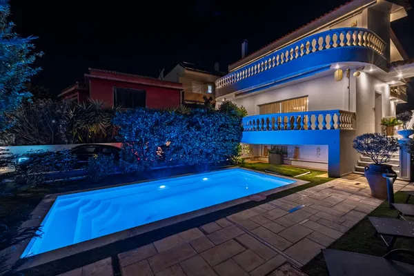 Six-Bedroom Villa for Rent in Vari - Varkiza, Athens Southern suburbs — photo 3