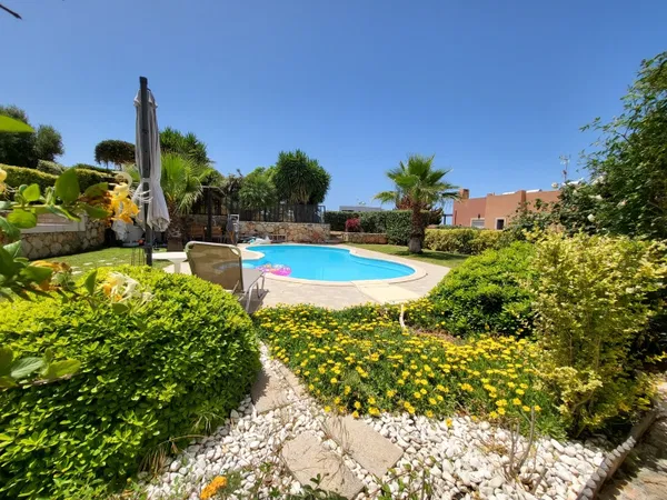 200 m² Apartment with Four Bedrooms for Sale in Agios Onoufrios, Akrotiri — photo 4